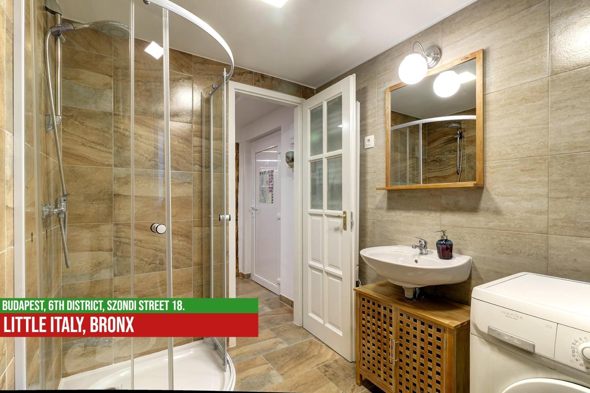Little Italy Bronx Apartment Budapest Kültér fotó